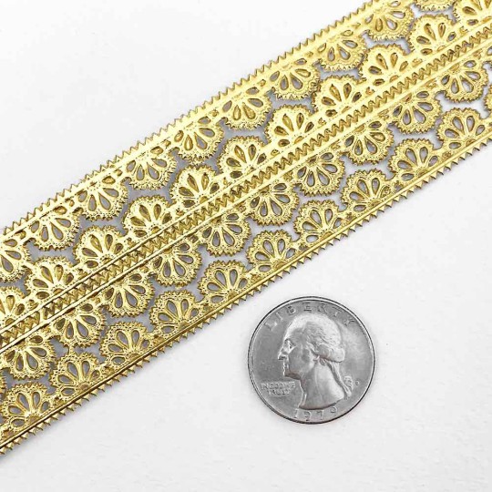 Gold Dresden Scalloped Floral Trim ~ 3/8" wide