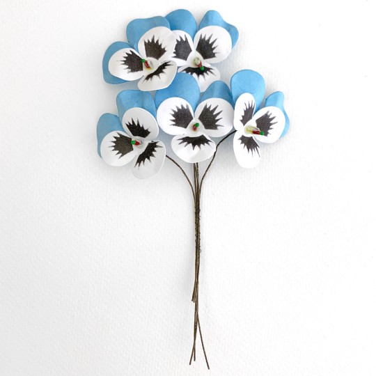 Bunch of Small Paper Pansies ~ Blue + White